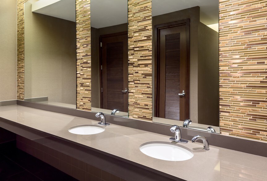 More Photos Of 1575 Sawdust Rd, The Woodlands Office For Lease