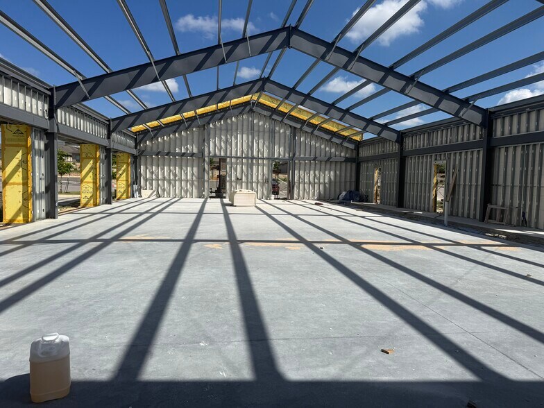 More Photos Of 171 Carpenter Hill Dr, Buda Medical For Lease