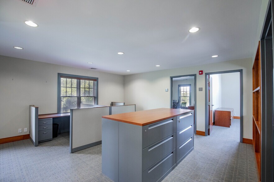 Primary Photo Of 50 Station Rd, Water Mill Unknown For Lease