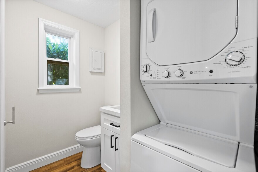 More Photos Of 2456 SW Hideaway Ln, Stuart Apartments For Sale