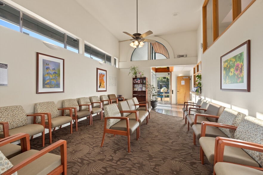 More Photos Of 1665 Esplanade Rd, Chico Medical For Lease