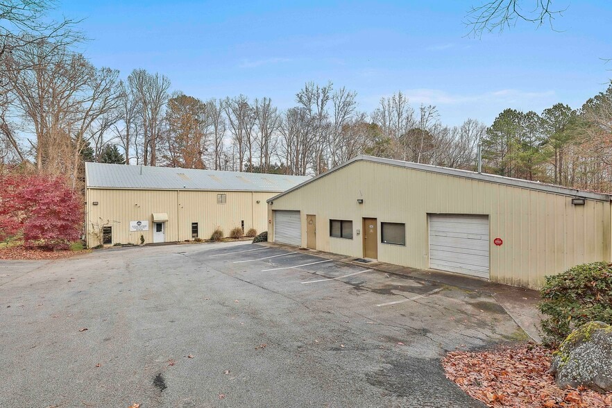 More Photos Of , Peachtree City Unknown For Sale