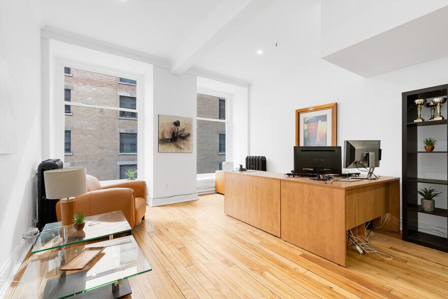 More Photos Of 417-419 Rue Saint-Pierre, Montréal Office For Lease