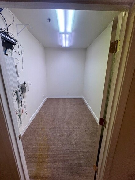 More Photos Of 1275 Shiloh Rd, Kennesaw Office Residential For Lease
