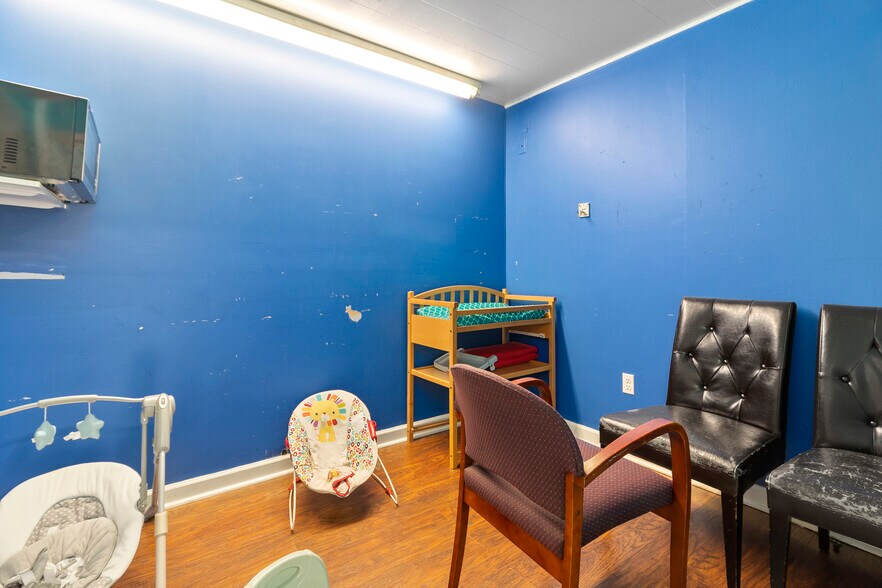 More Photos Of 5001 Backlick Rd, Annandale Religious Facility For Sale