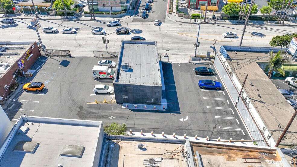 More Photos Of 13452 Washington Blvd, Marina Del Rey Freestanding For Lease