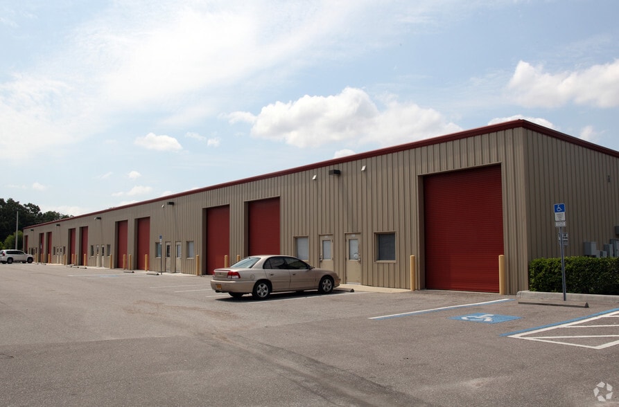 Primary Photo Of 2433 S 86th St, Tampa Warehouse For Lease