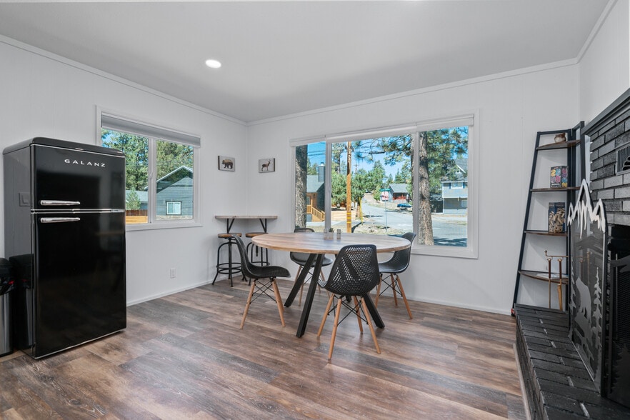 More Photos Of 560 Edgemoor Rd, Big Bear Lake Hotel For Sale