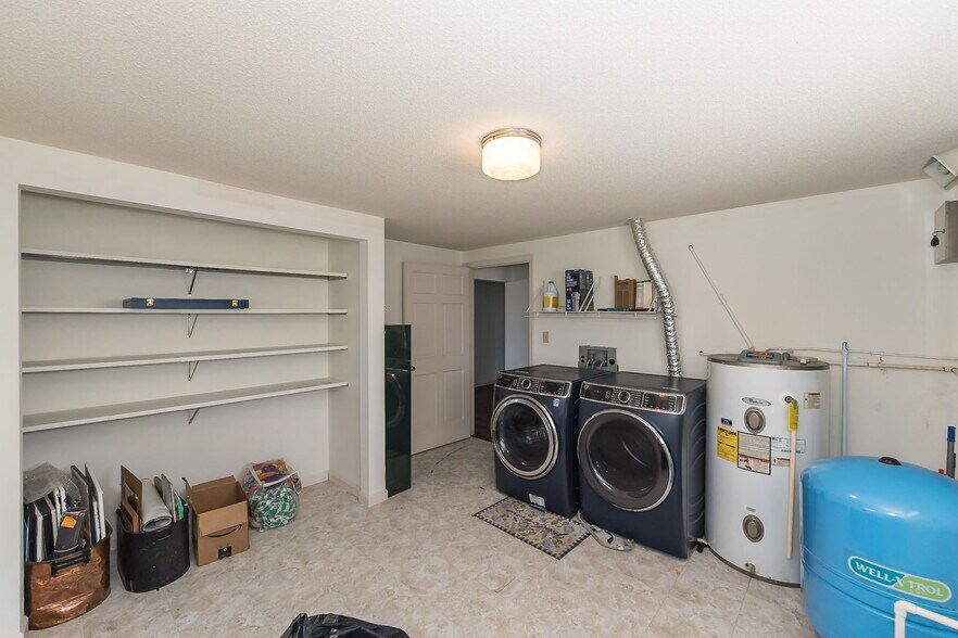 More Photos Of 3166 Highway B, Berger Winery Vineyard For Sale