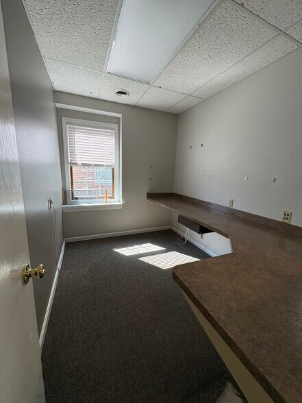 More Photos Of 4466 Darrow Rd, Stow Office For Sale