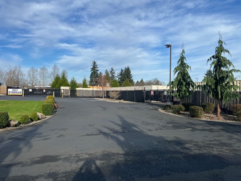 More Photos Of 6209 NE 121st Ave, Vancouver Warehouse For Sale