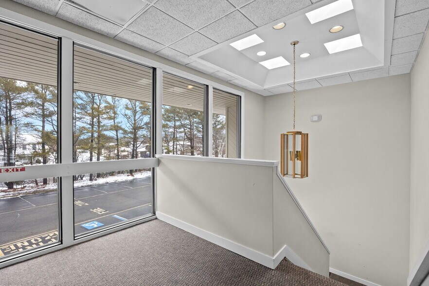 More Photos Of 1410 Hooper Ave, Toms River Office For Lease