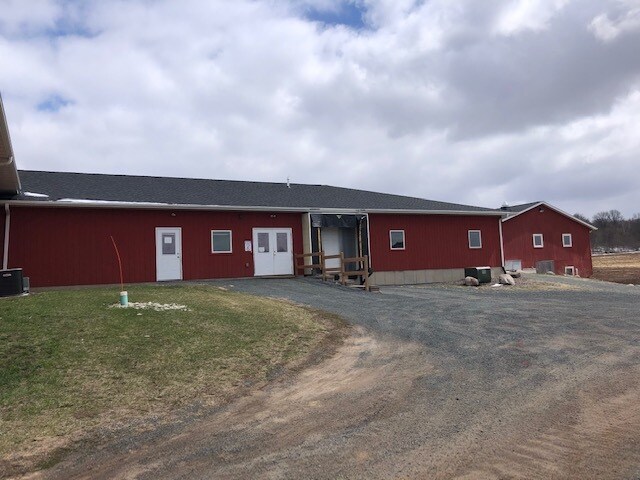 More Photos Of 373 280th St, Osceola Industrial For Lease