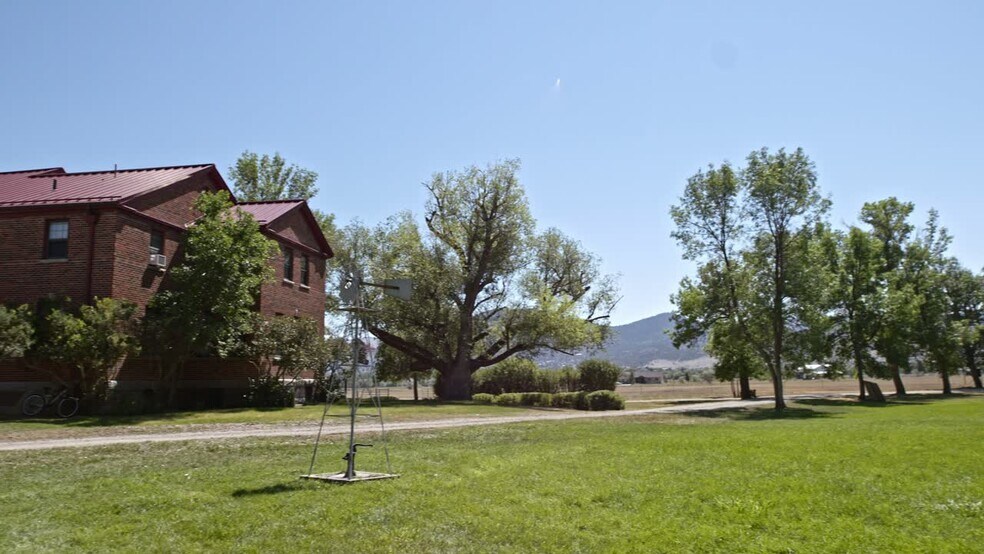 Primary Photo Of 2245 Head Ln, Helena Hotel For Sale