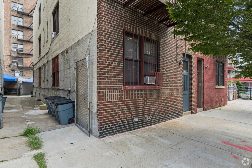 More Photos Of 359 E 34th St, Brooklyn Apartments For Sale