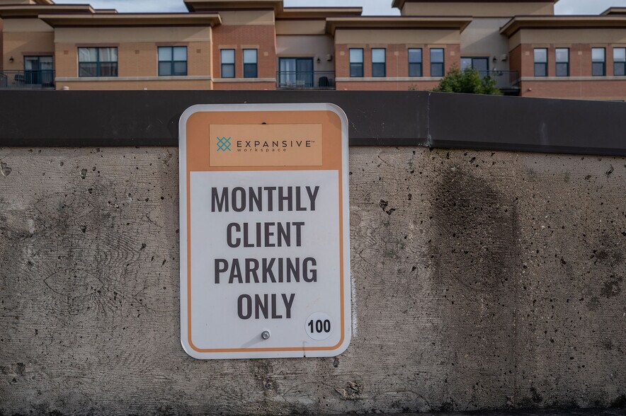 More Photos Of 345 W Washington Ave, Madison Coworking Space