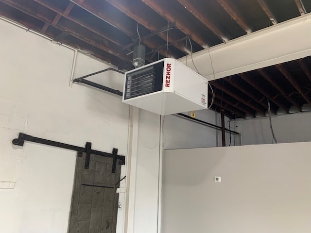 More Photos Of 1611 Pennsylvania Ave, Linden Distribution For Lease
