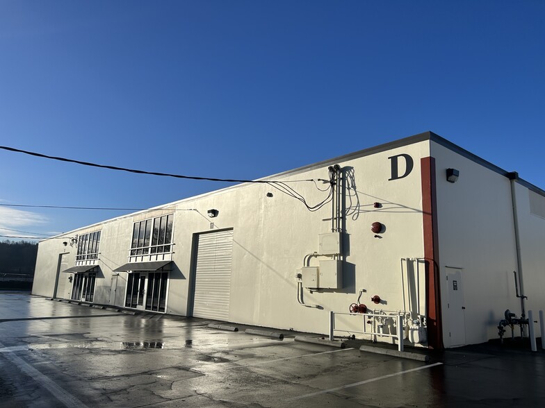 Primary Photo Of 7951-7953 2nd Ave S, Seattle Warehouse For Lease