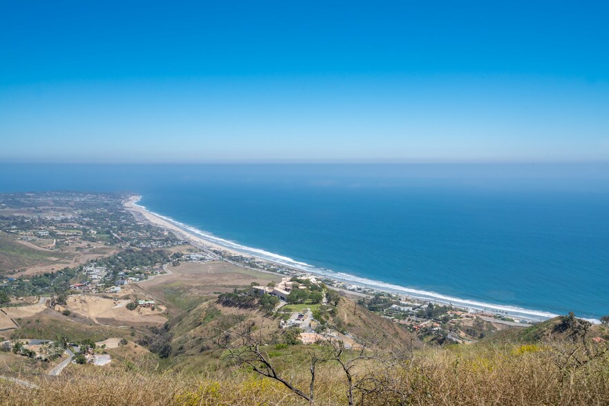 More Photos Of 31537 Anacapa View Dr, Malibu Land For Sale