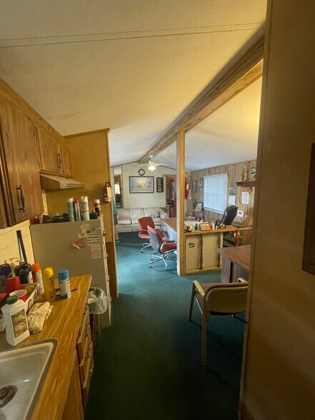 More Photos Of 4907 S Main St, Roswell Auto Dealership For Sale