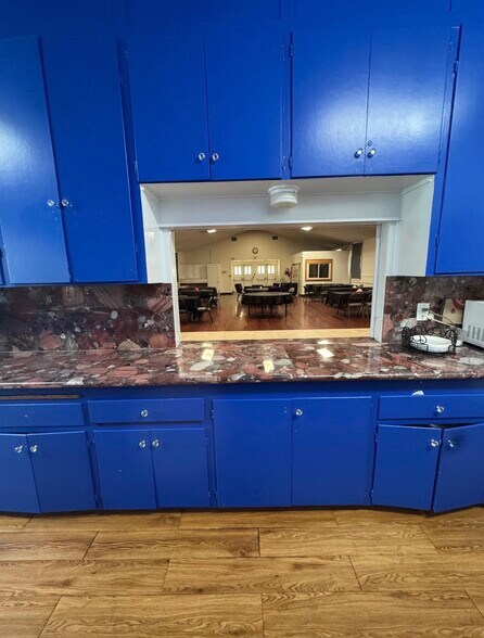 More Photos Of 1209 E Garfield Ave, Glendale Schools For Lease