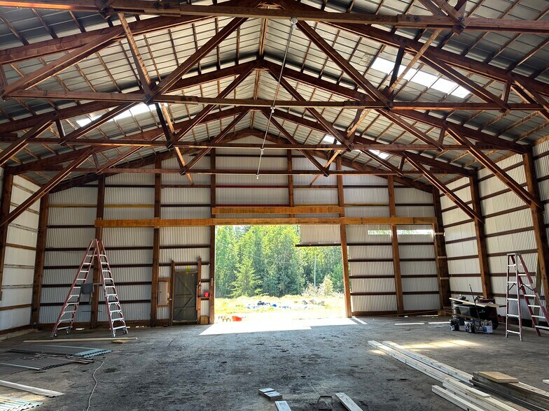 More Photos Of 1505 US Highway 2, Florence Warehouse For Sale
