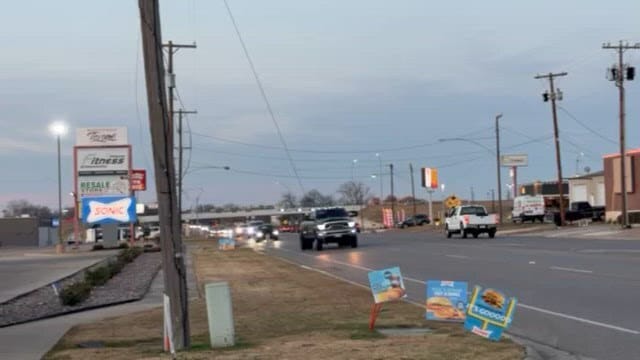 More Photos Of 1209 N Grand Ave, Gainesville General Retail For Lease