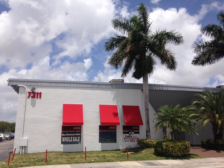 Primary Photo Of 7311 NW 12th St, Miami Light Distribution For Lease