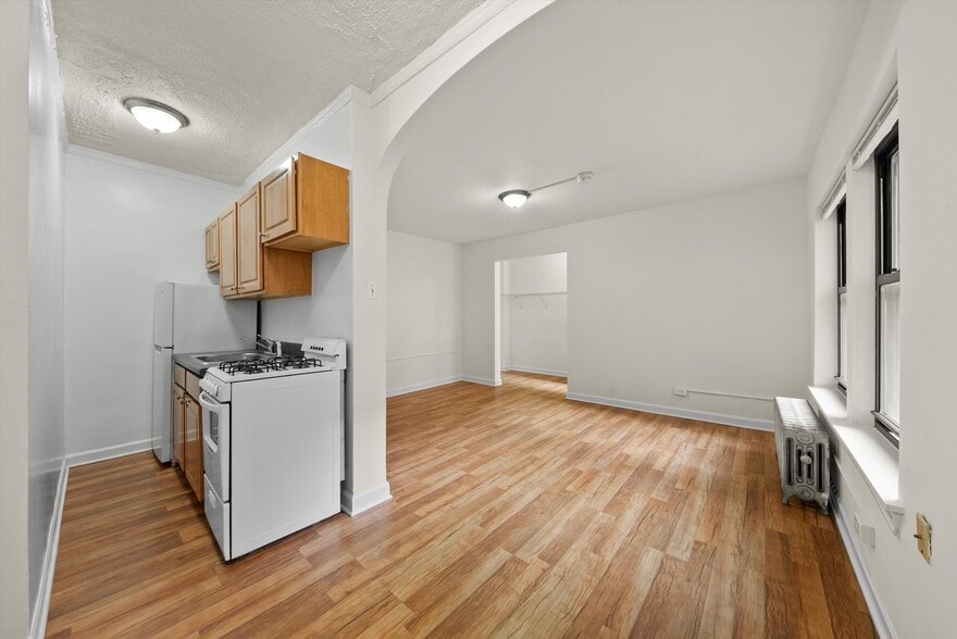 More Photos Of 5417 N Kenmore Ave, Chicago Apartments For Sale