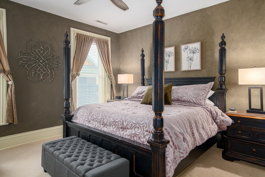 More Photos Of 143 Church Ave, Oshkosh Hospitality For Sale