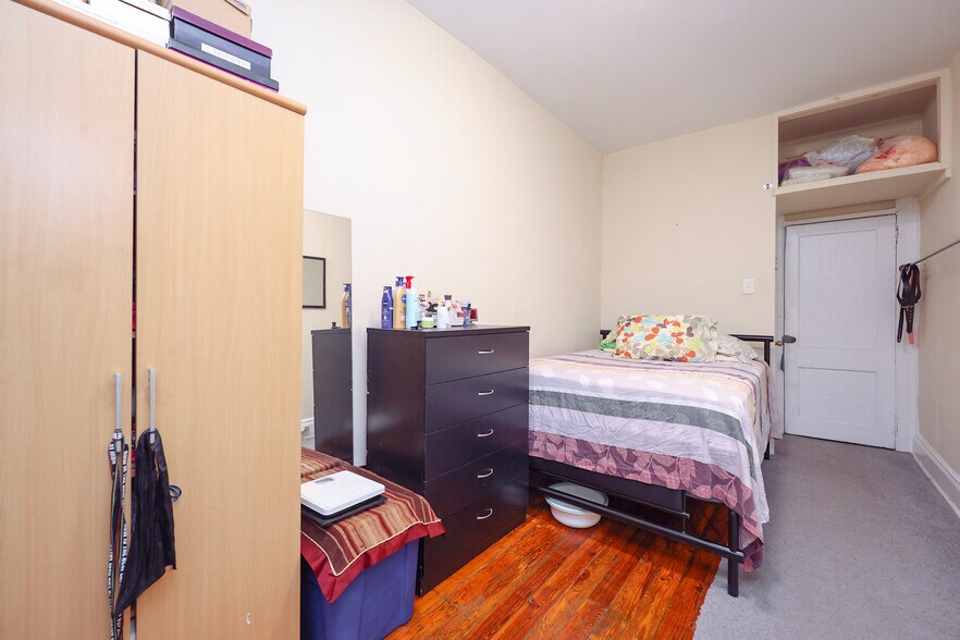 More Photos Of 543 49th St, Brooklyn Apartments For Sale