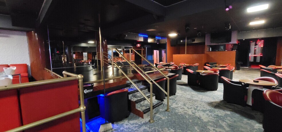 More Photos Of 7565 W 20th Ave, Hialeah Service For Sale