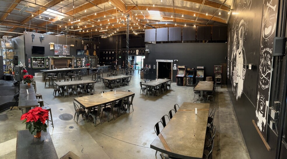 More Photos Of 2550 Jason Ct, Oceanside Manufacturing For Lease