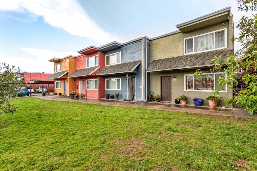 Primary Photo Of 10273 Mills Station Rd, Rancho Cordova Apartments For Sale