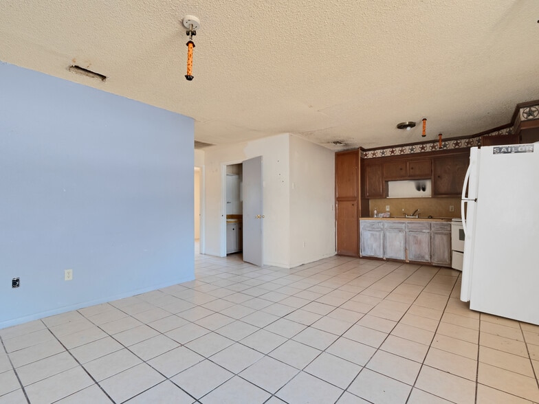 More Photos Of , Hamilton Multifamily For Sale