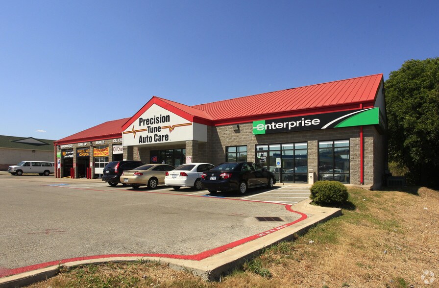 Primary Photo Of 2308 Pecan St W, Pflugerville Auto Repair For Lease