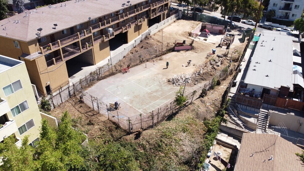More Photos Of 2227 Valley St, Los Angeles Land For Sale