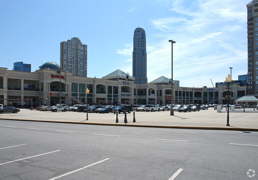 More Photos Of 1 Buckhead Loop, Atlanta Storefront For Lease