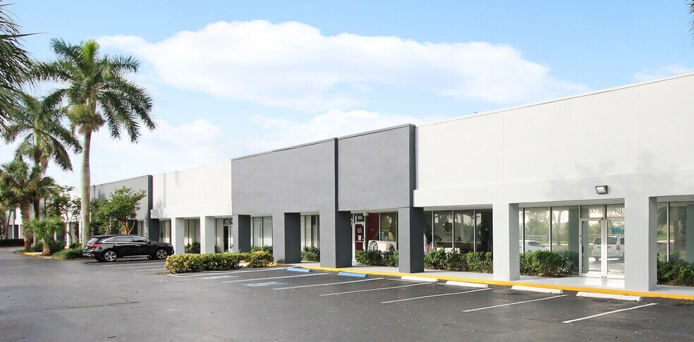 More Photos Of 5201 Ravenswood Rd, Fort Lauderdale Medical For Lease