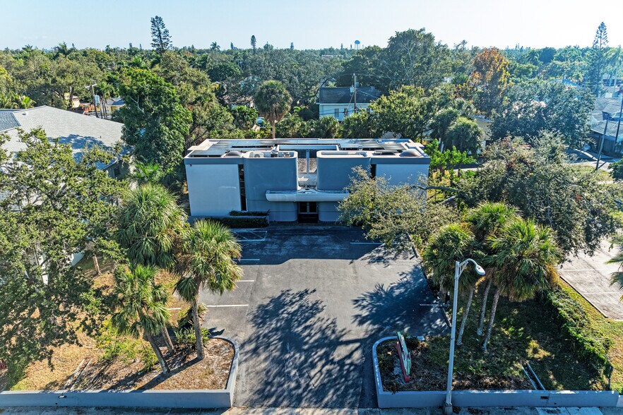 More Photos Of 1771 Manatee Ave W, Bradenton Loft Creative Space For Lease