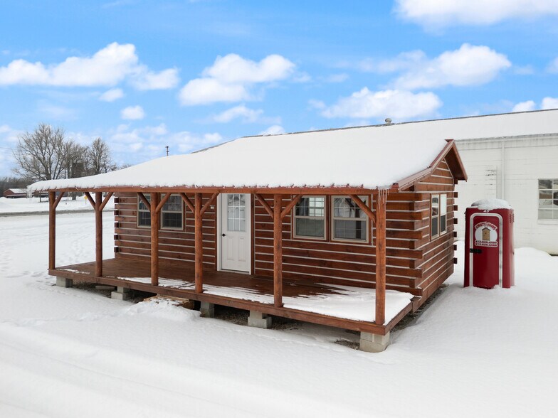 More Photos Of 677 S Cardinal Ln, Scottsburg Industrial For Sale