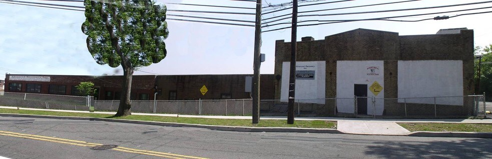 Primary Photo Of 40-54 Grafton Ave, Newark Warehouse For Lease