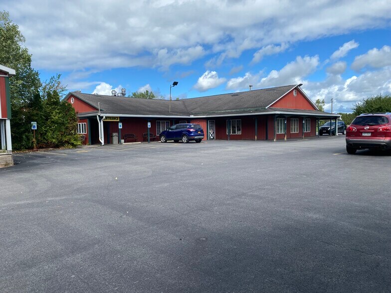 More Photos Of 3333 Lockport Olcott Rd, Newfane Restaurant For Sale