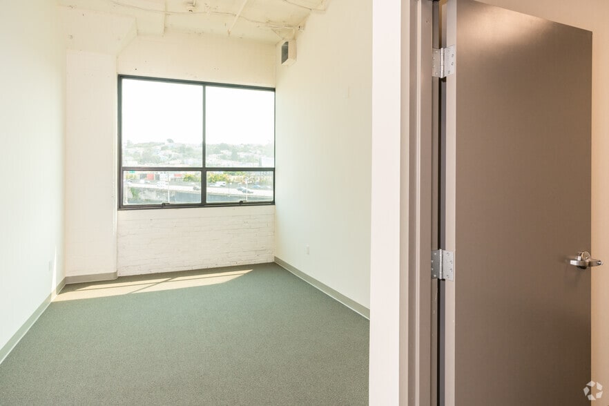 More Photos Of 1485 Bay Shore Blvd, San Francisco Office For Lease