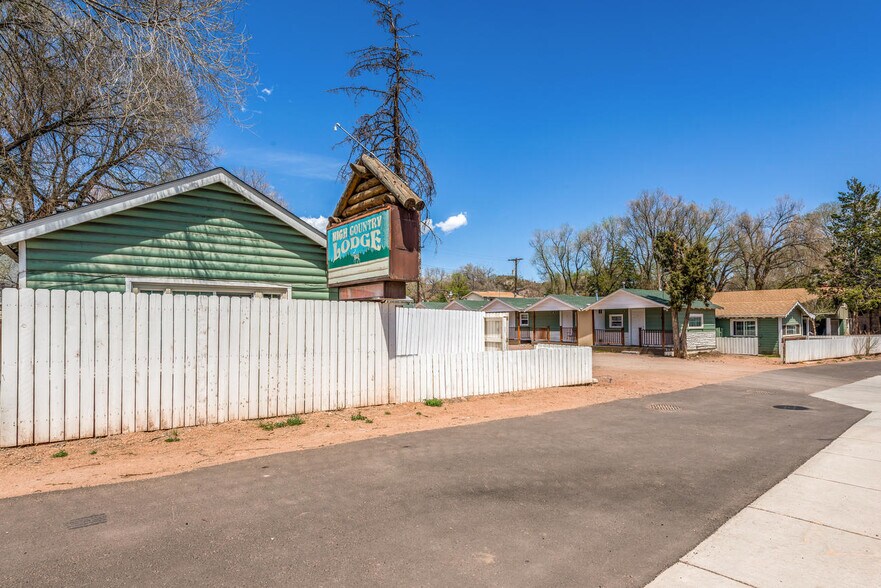 More Photos Of 3620-3626 W Colorado Ave, Colorado Springs Hotel For Sale