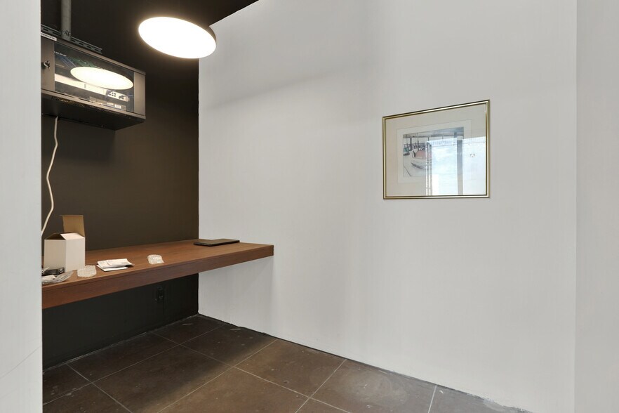 More Photos Of 435 S Boyle Ave, Los Angeles Office Residential For Sale