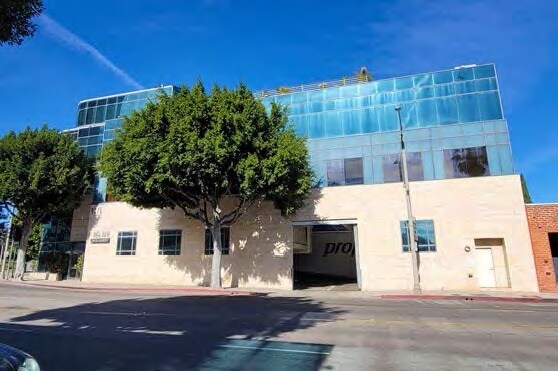 More Photos Of 9975 Santa Monica Blvd, Beverly Hills Loft Creative Space For Lease