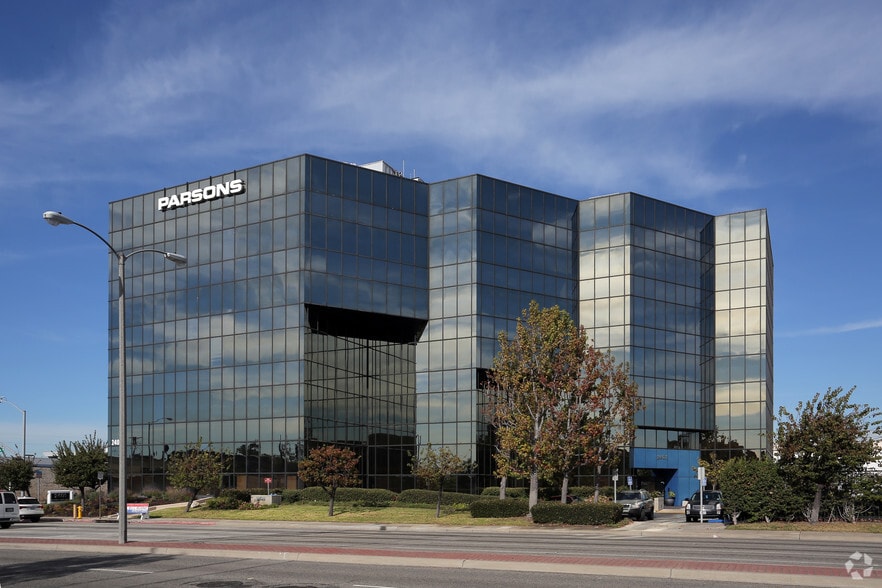More Photos Of 2401 E El Segundo Blvd, El Segundo Office For Lease