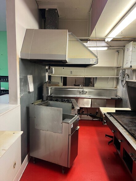 More Photos Of 9353 Greenback Ln, Orangevale Freestanding For Lease