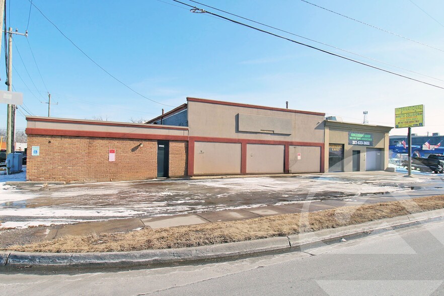 Primary Photo Of 15580 Telegraph Rd, Redford Township Warehouse For Lease